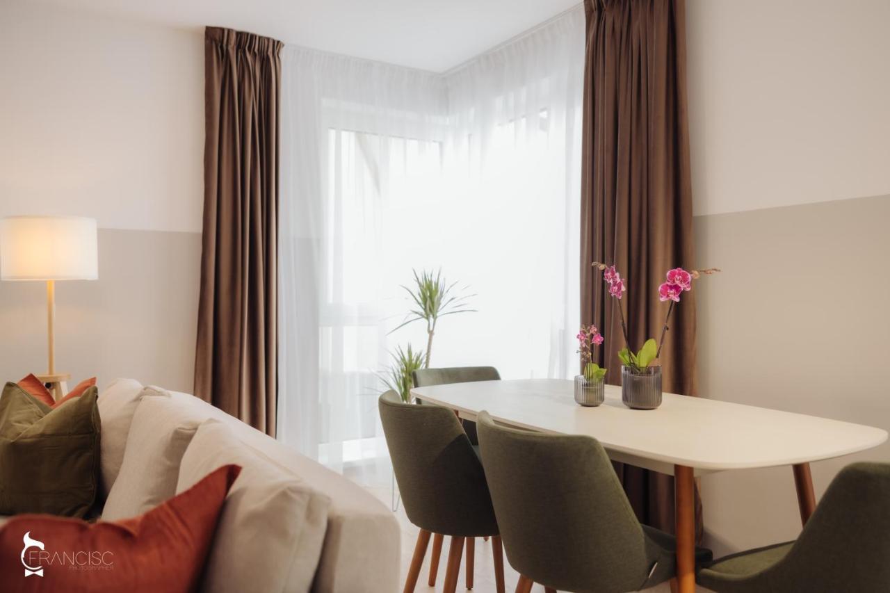 Zen Garden Apartments Κλουζ-Ναπόκα Εξωτερικό φωτογραφία