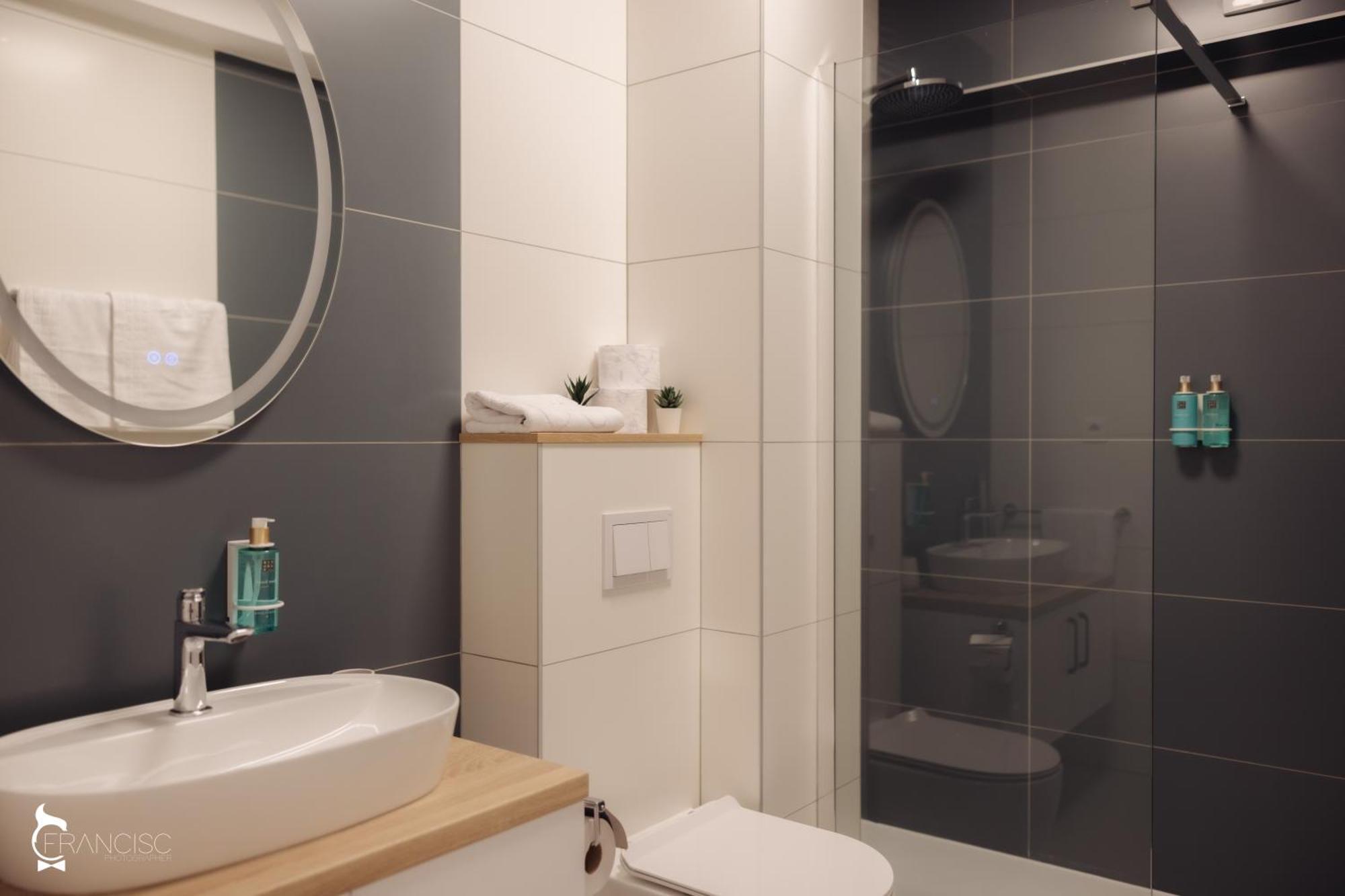 Zen Garden Apartments Κλουζ-Ναπόκα Δωμάτιο φωτογραφία